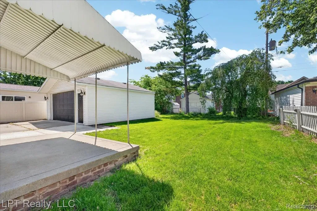 13171 Mercier Street Southgate City MI 48195