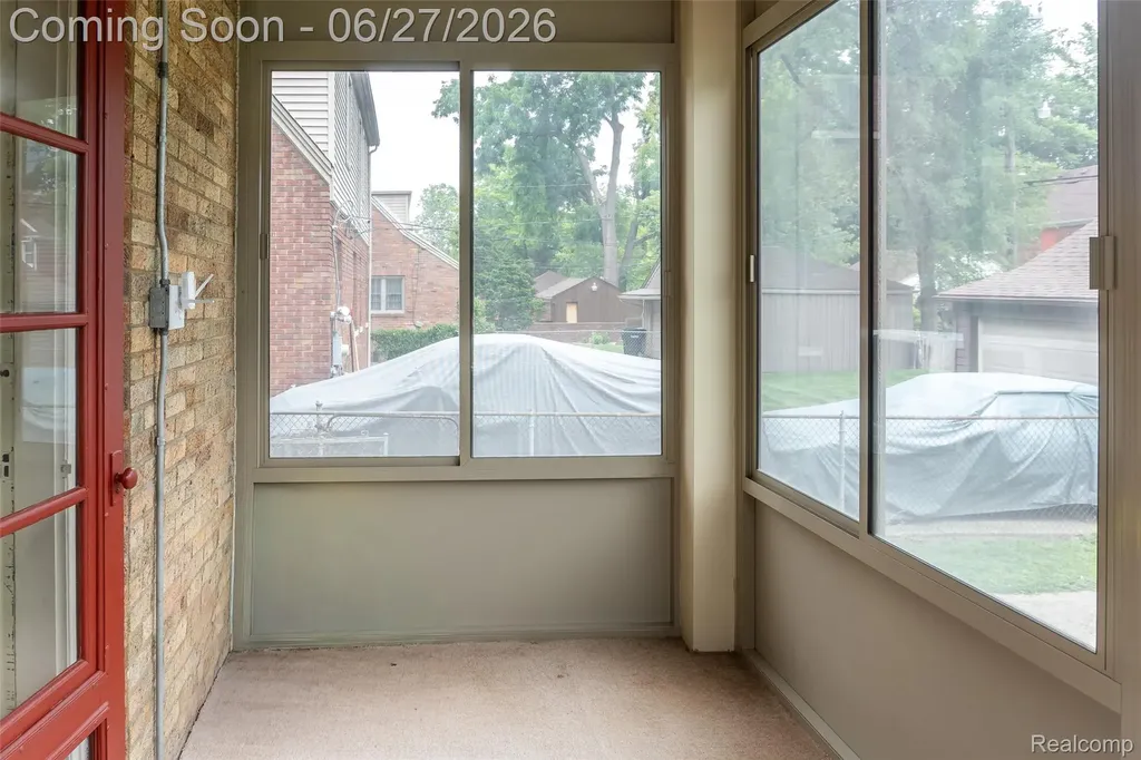 15080 Artesian Street Detroit City MI 48223