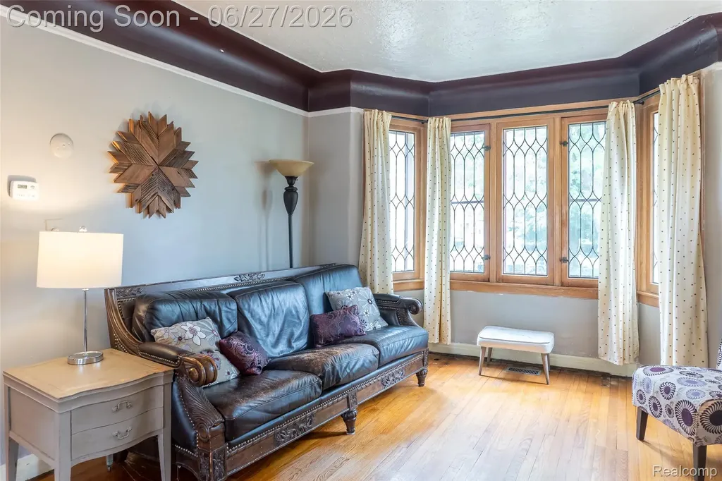 15080 Artesian Street Detroit City MI 48223