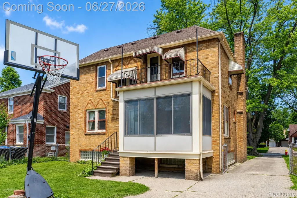 15080 Artesian Street Detroit City MI 48223