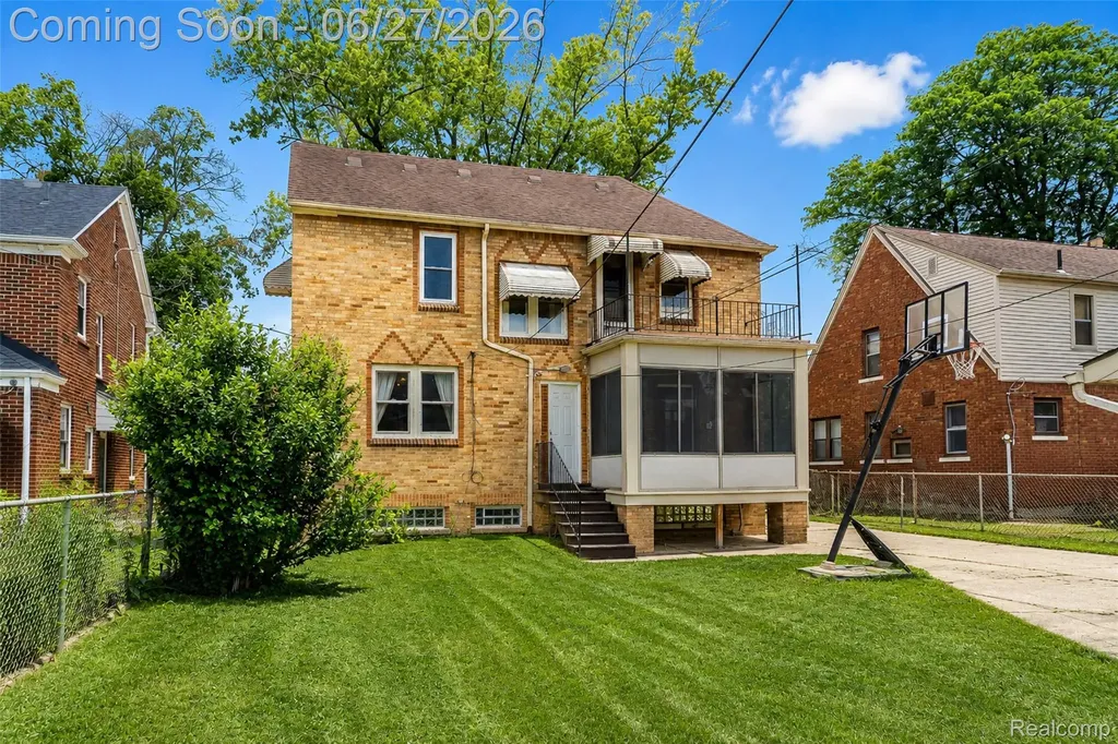 15080 Artesian Street Detroit City MI 48223