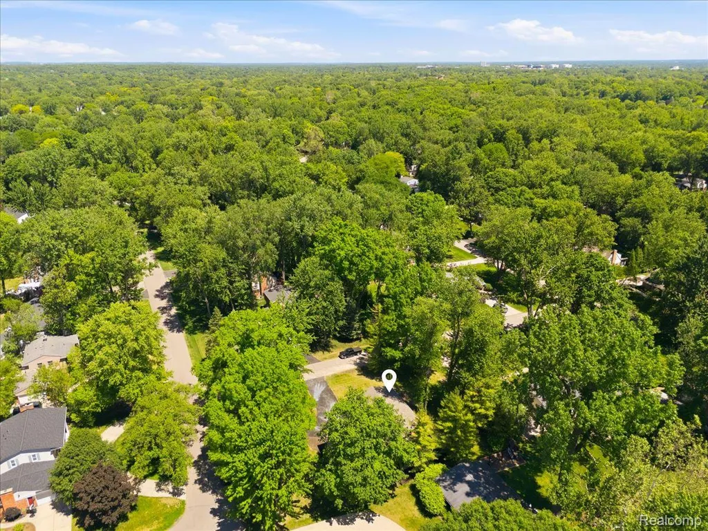 3096 Myddleton Drive Troy City MI 48084