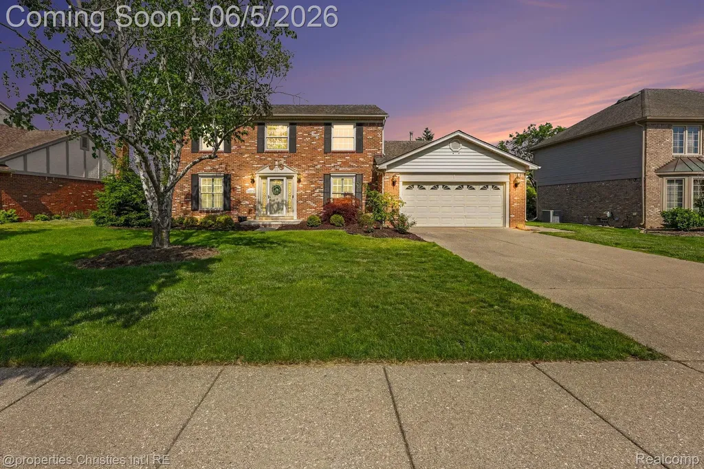 18454 Queensbury Drive Livonia City MI 48152