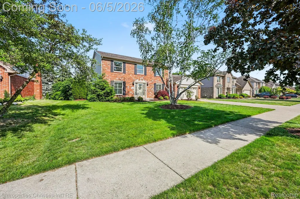 18454 Queensbury Drive Livonia City MI 48152