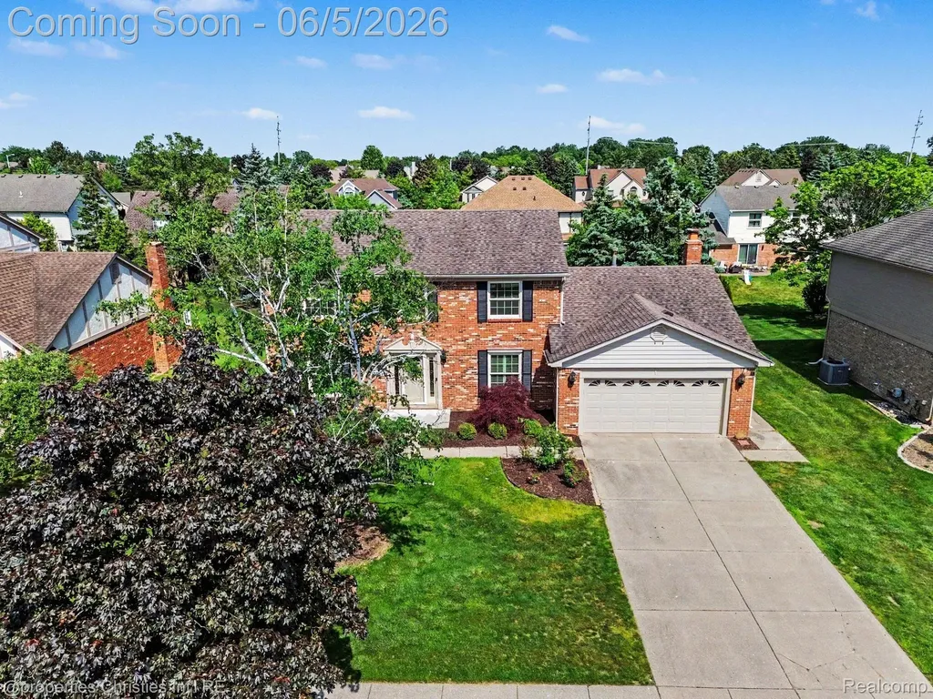 18454 Queensbury Drive Livonia City MI 48152