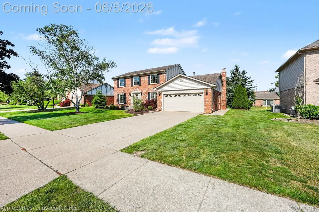 18454 Queensbury Drive Livonia City MI 48152