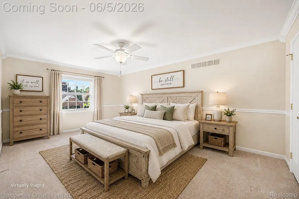 18454 Queensbury Drive Livonia City MI 48152