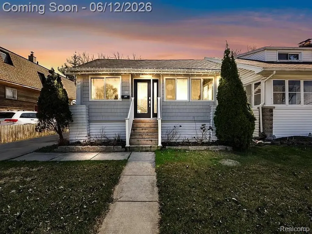 419 W 12 Mile Road Royal Oak City MI 48073