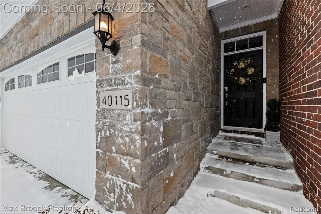 40115 Premier Drive Northville Township MI 48170