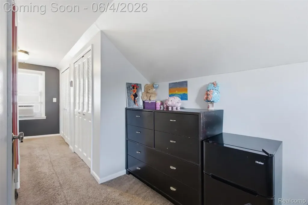 9615 Wormer Redford Charter Township MI 48239