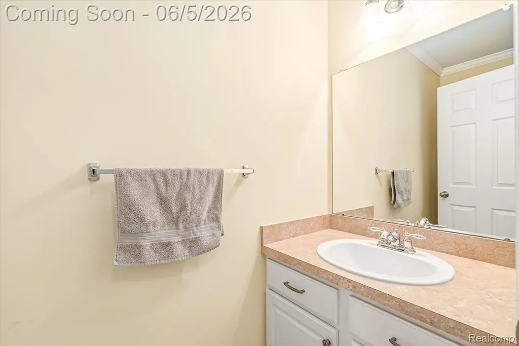 49105 Hawksburry Road Canton Charter Township MI 48188