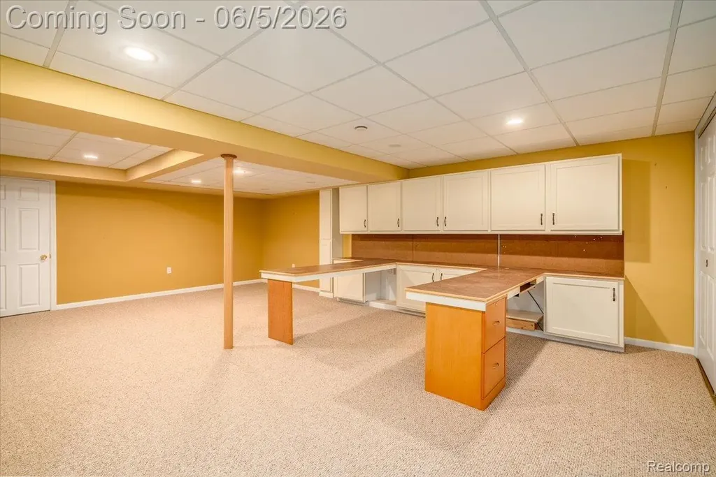 49105 Hawksburry Road Canton Charter Township MI 48188