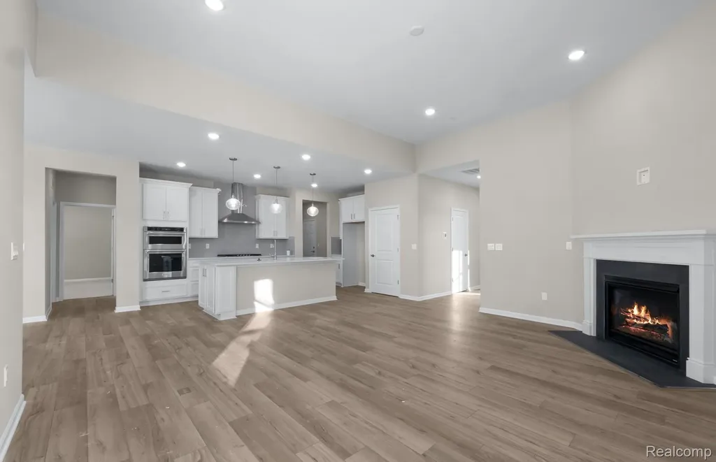 20601 West Kilburn Drive Macomb Township MI 48044