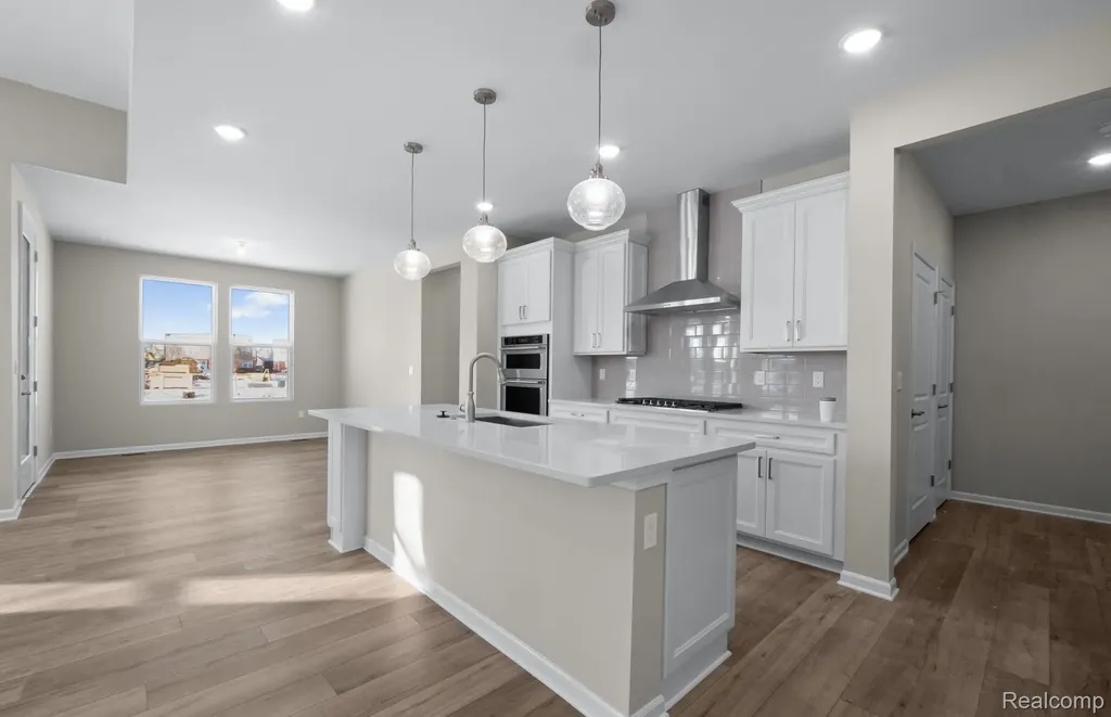 20601 West Kilburn Drive Macomb Township MI 48044