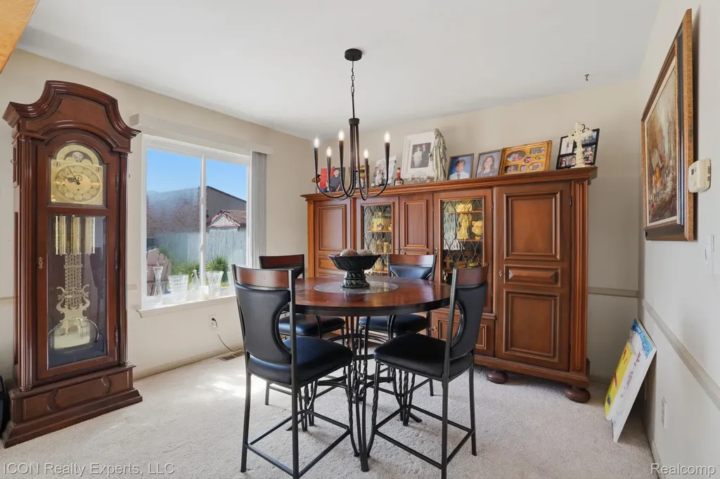 40567 Santoni Drive Clinton Charter Township MI 48038