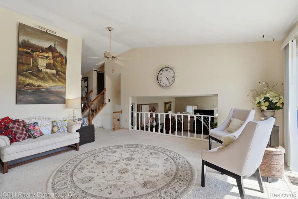 40567 Santoni Drive Clinton Charter Township MI 48038