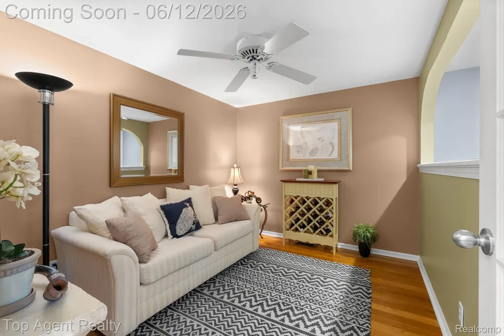 7214 Harbor Drive Clay Township MI 48001
