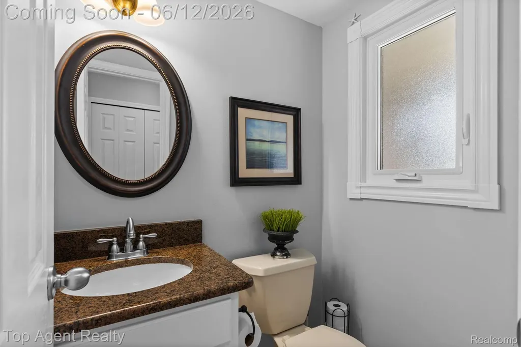 7214 Harbor Drive Clay Township MI 48001