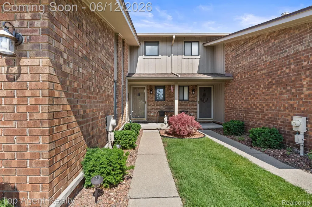 7214 Harbor Drive Clay Township MI 48001