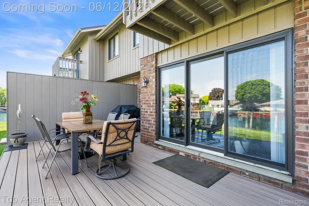 7214 Harbor Drive Clay Township MI 48001