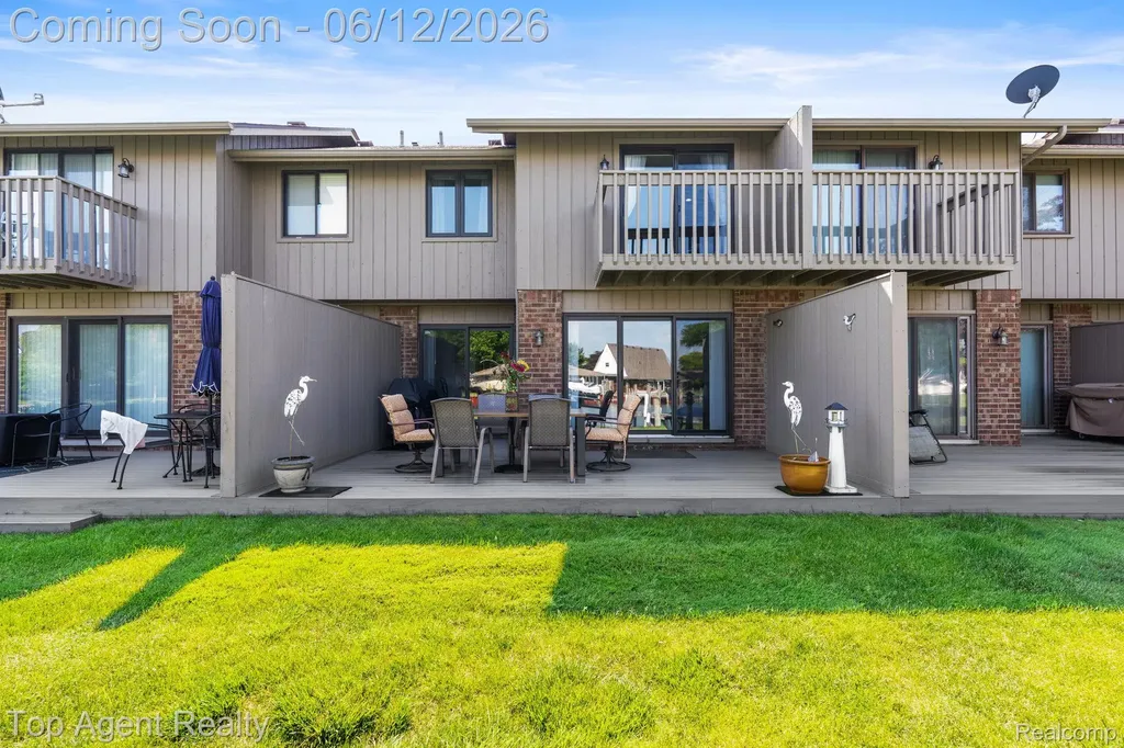 7214 Harbor Drive Clay Township MI 48001