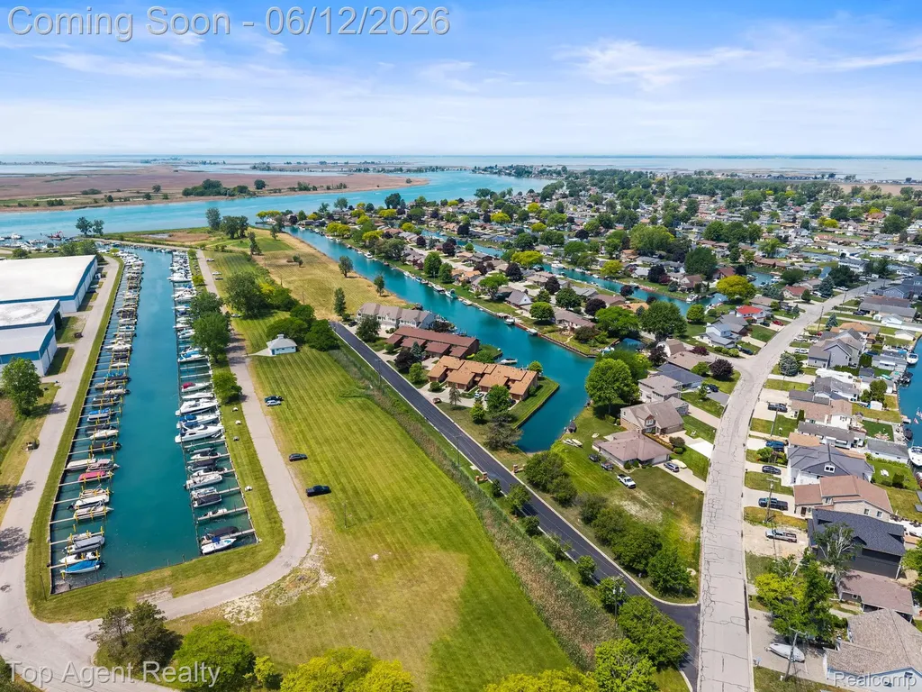 7214 Harbor Drive Clay Township MI 48001