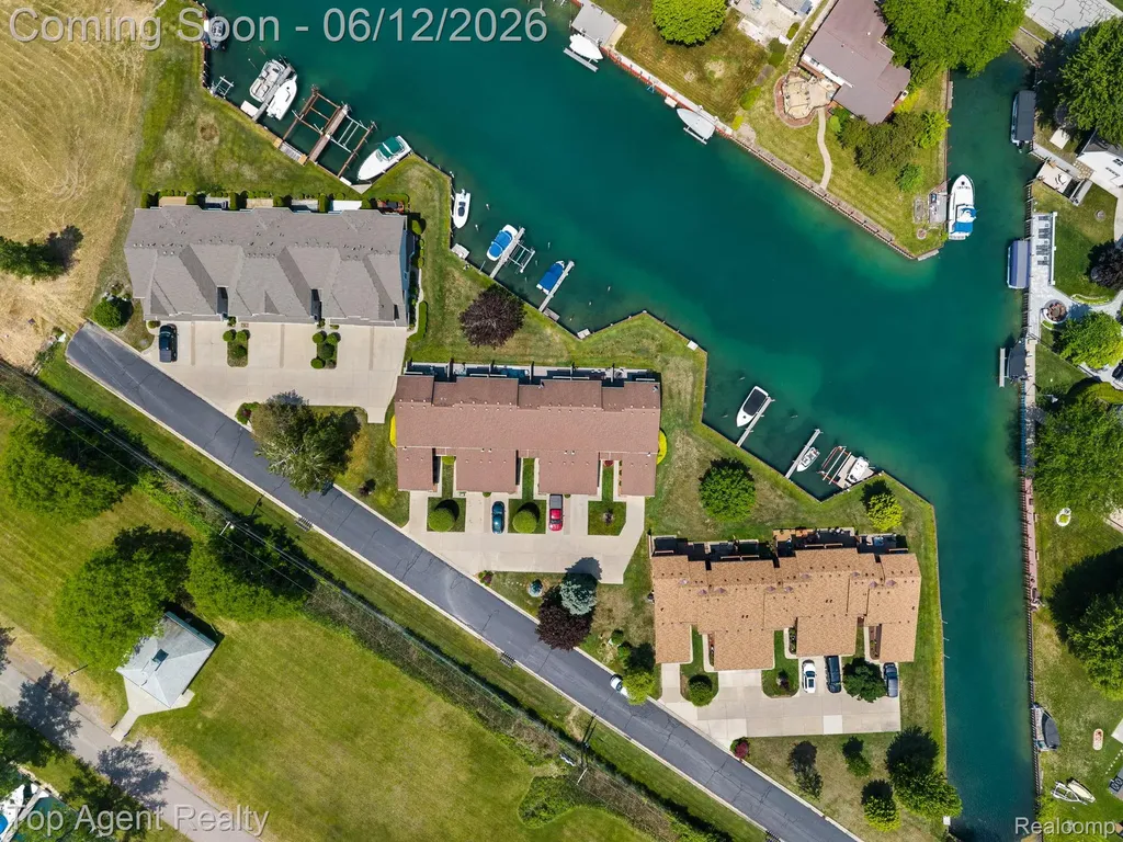 7214 Harbor Drive Clay Township MI 48001