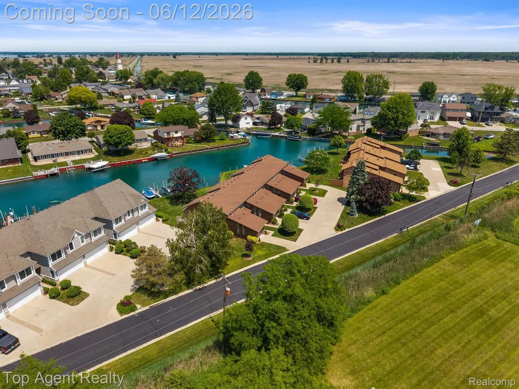 7214 Harbor Drive Clay Township MI 48001