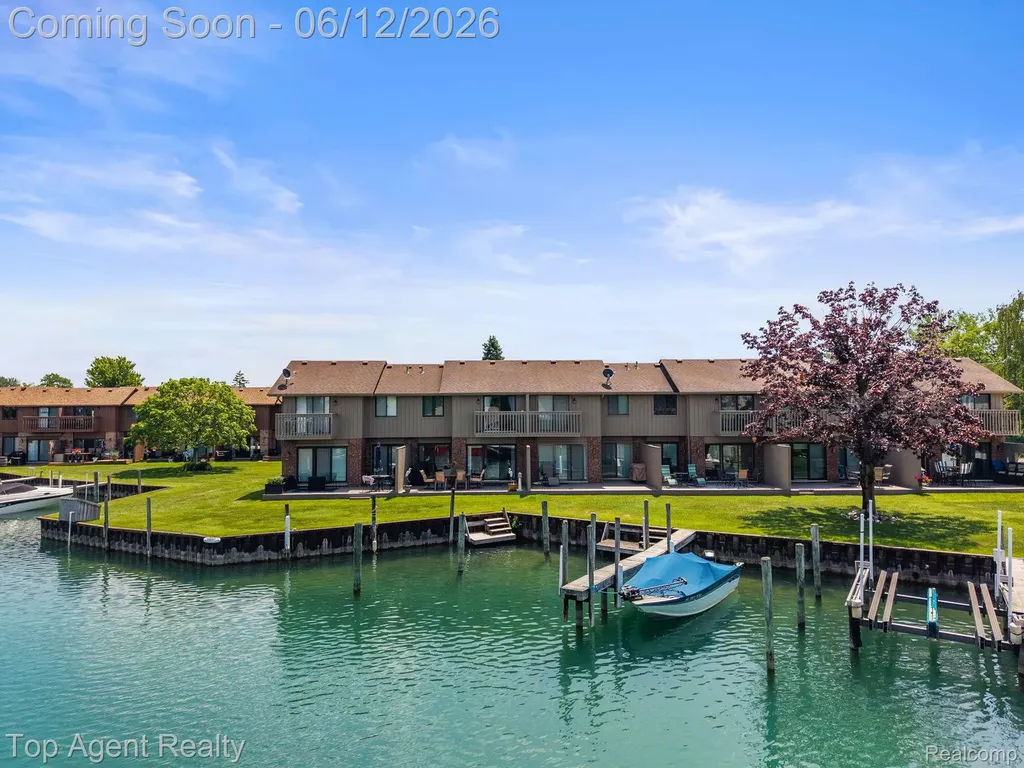 7214 Harbor Drive Clay Township MI 48001