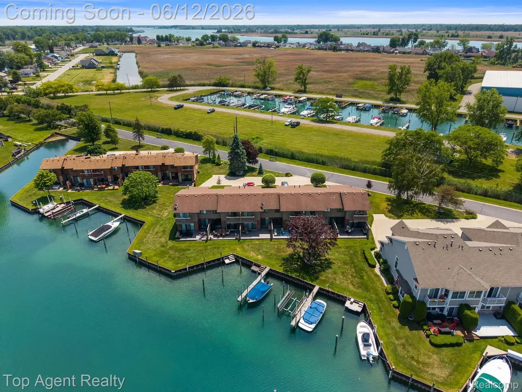 7214 Harbor Drive Clay Township MI 48001
