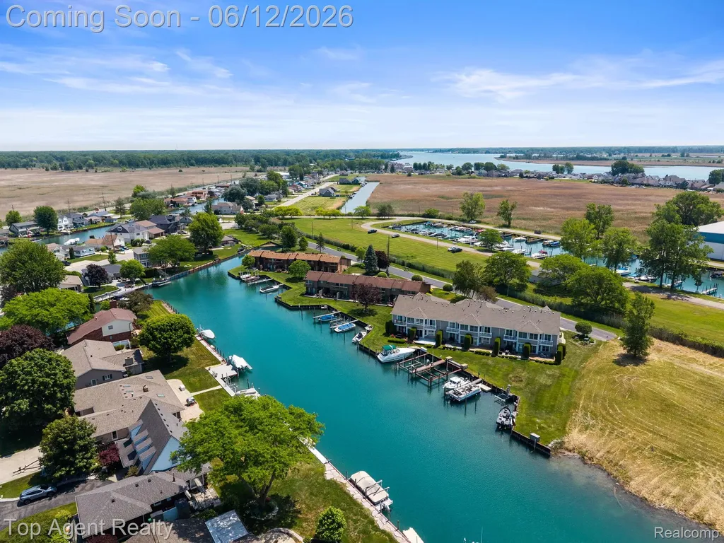 7214 Harbor Drive Clay Township MI 48001