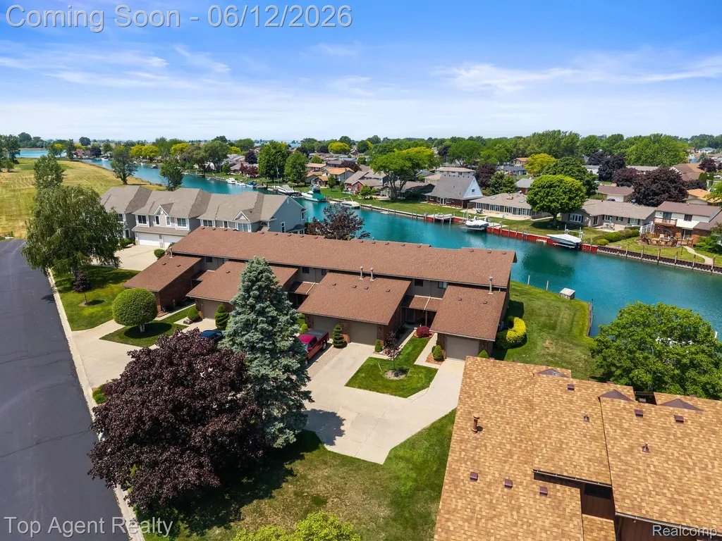 7214 Harbor Drive Clay Township MI 48001