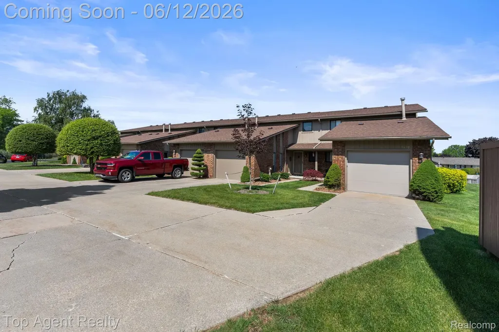 7214 Harbor Drive Clay Township MI 48001