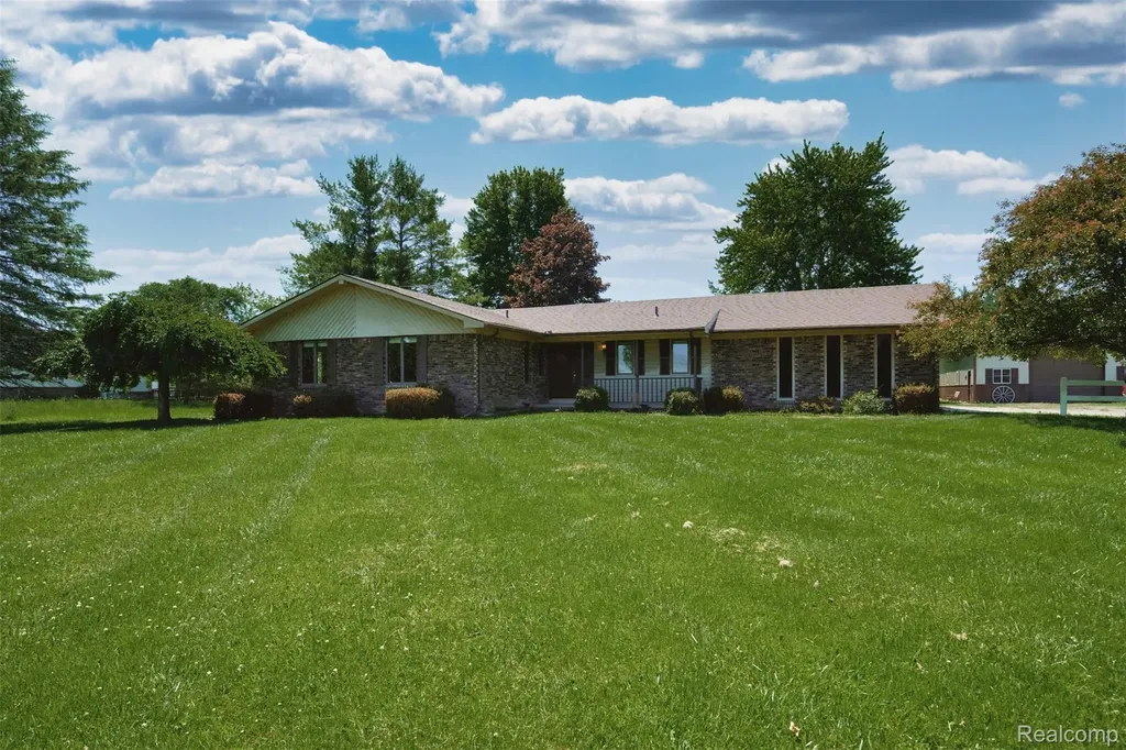 29940 29 Mile Road Lenox Township MI 48048