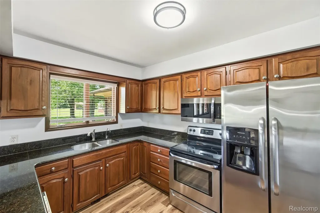 29940 29 Mile Road Lenox Township MI 48048