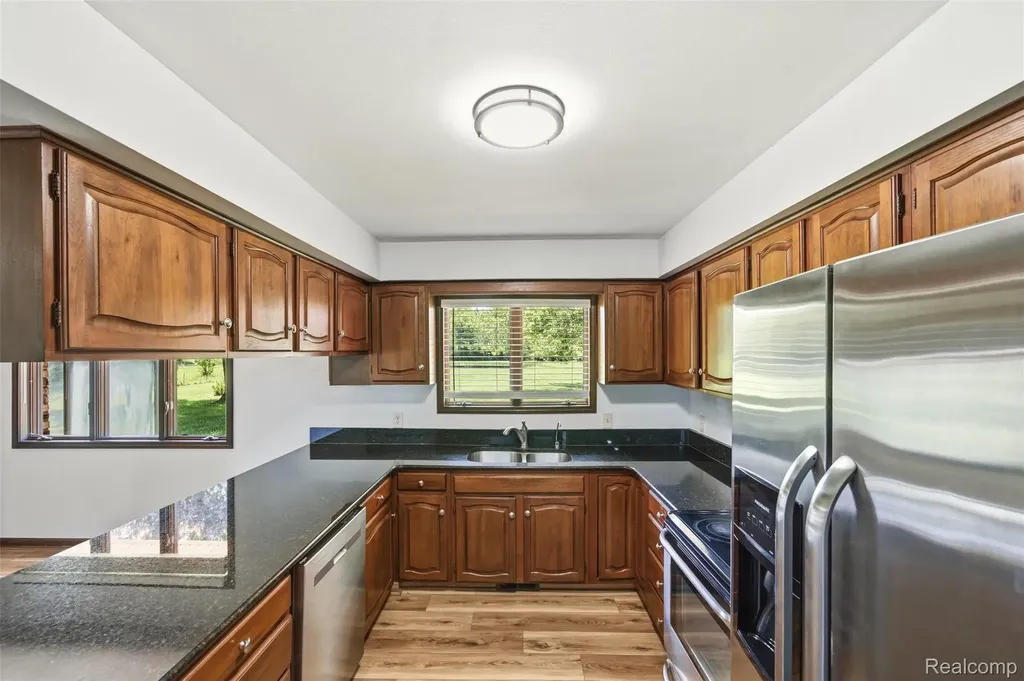29940 29 Mile Road Lenox Township MI 48048