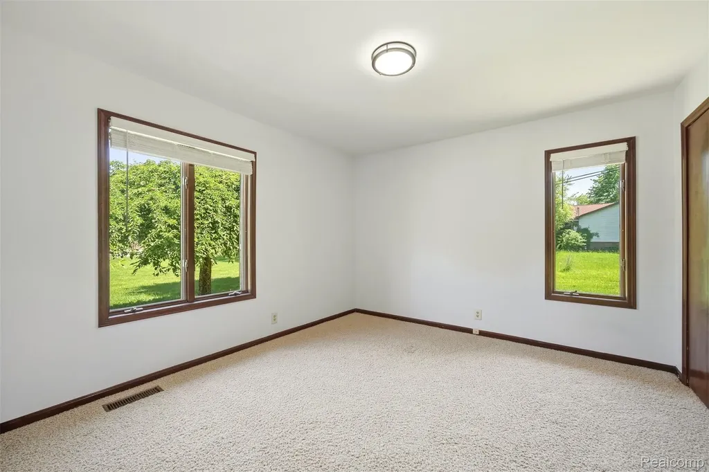 29940 29 Mile Road Lenox Township MI 48048