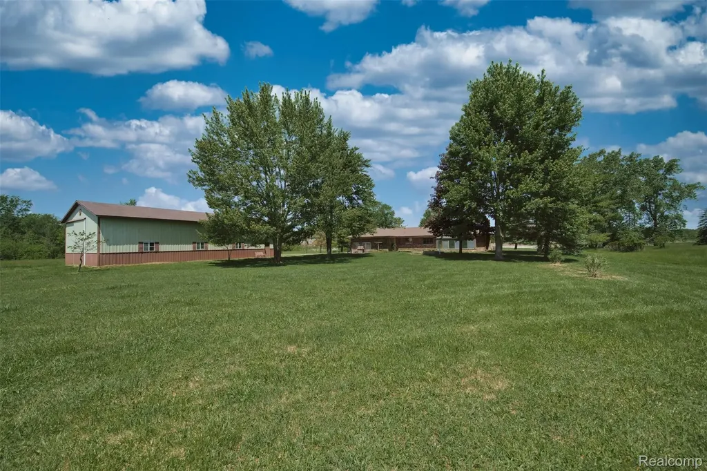 29940 29 Mile Road Lenox Township MI 48048
