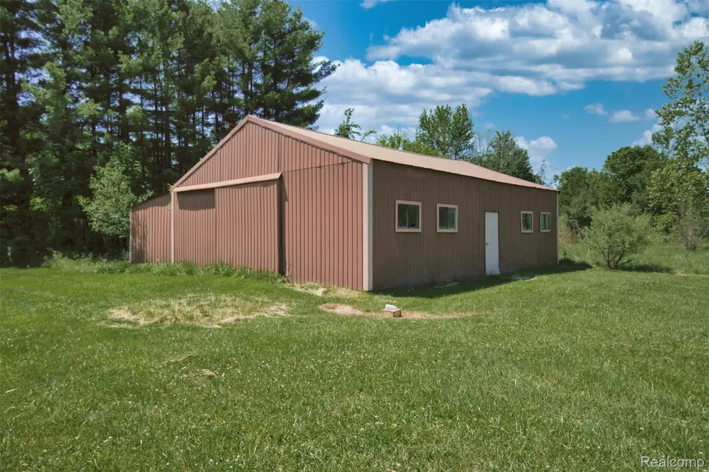 29940 29 Mile Road Lenox Township MI 48048