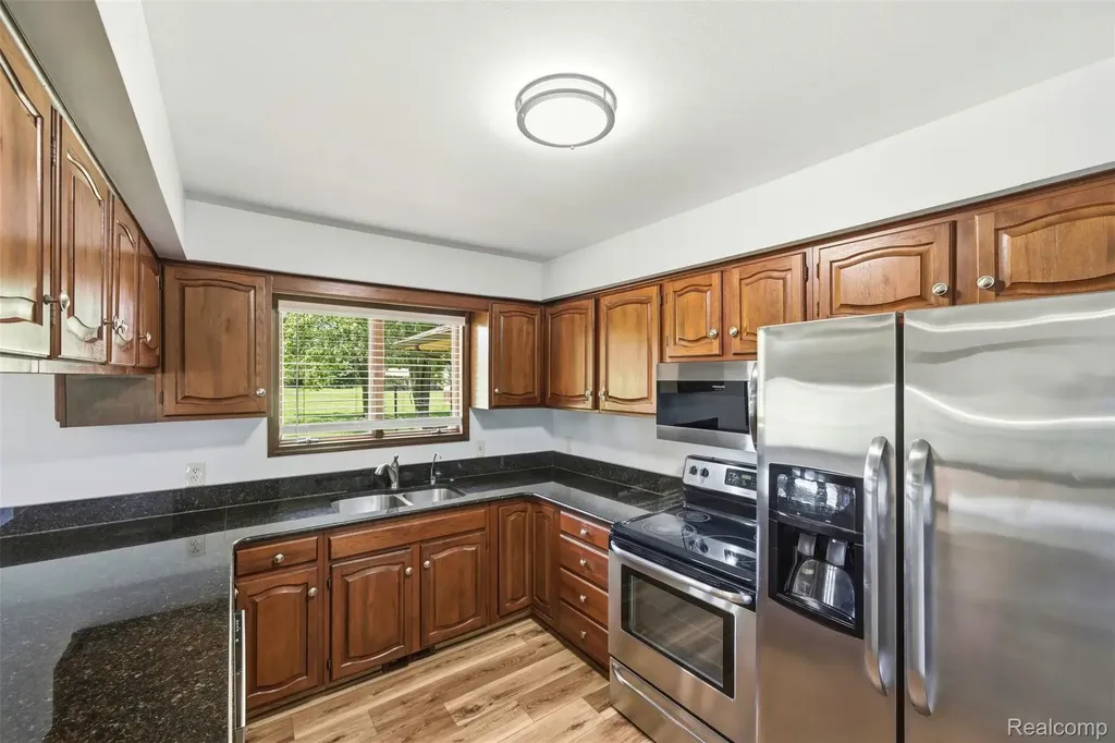 29940 29 Mile Road Lenox Township MI 48048