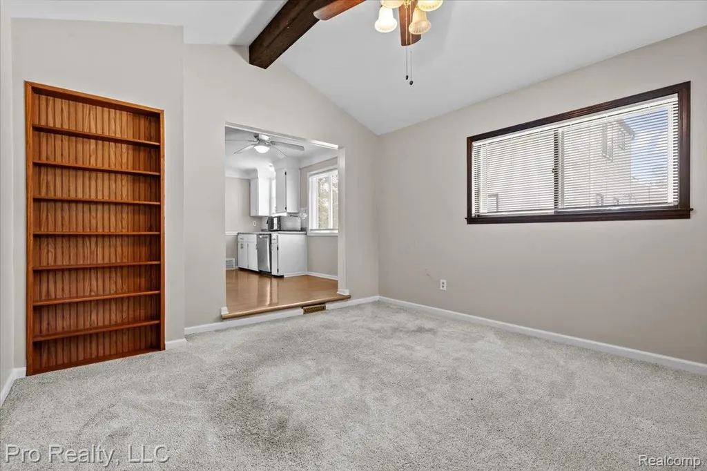 715 N Altadena Avenue Royal Oak City MI 48067