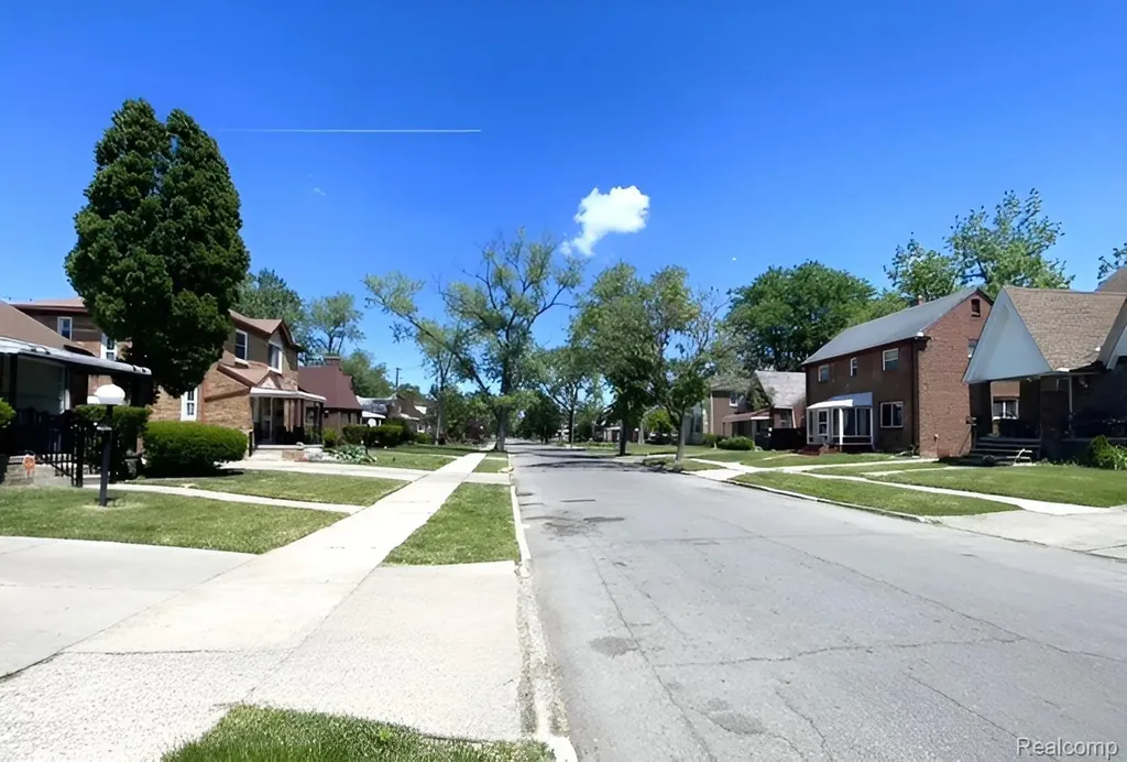 15769 Saint Marys Street Detroit City MI 48227