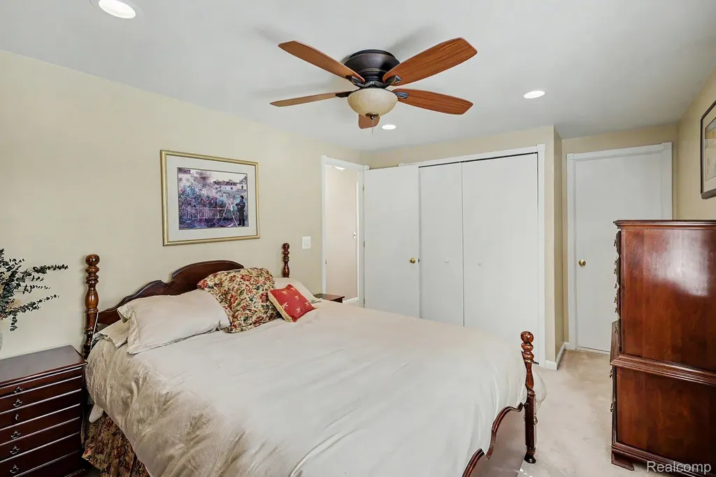1683 Dancer Drive Rochester Hills City MI 48307