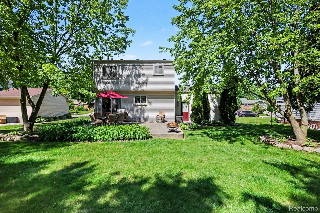 1683 Dancer Drive Rochester Hills City MI 48307