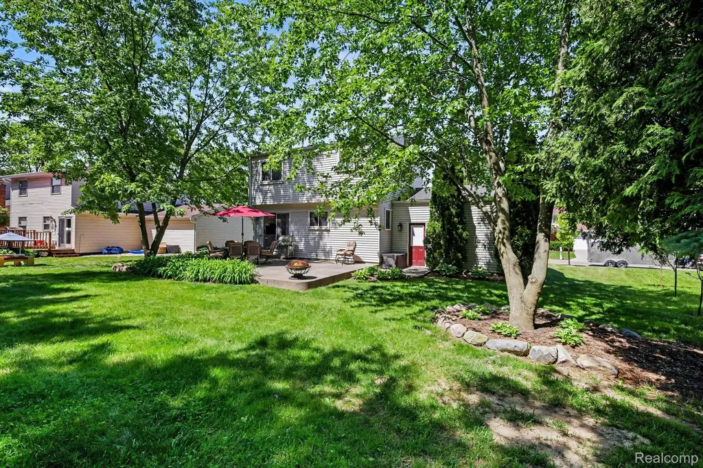 1683 Dancer Drive Rochester Hills City MI 48307