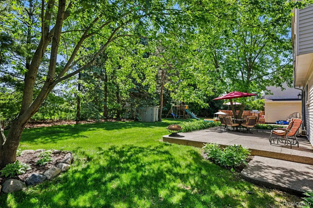 1683 Dancer Drive Rochester Hills City MI 48307