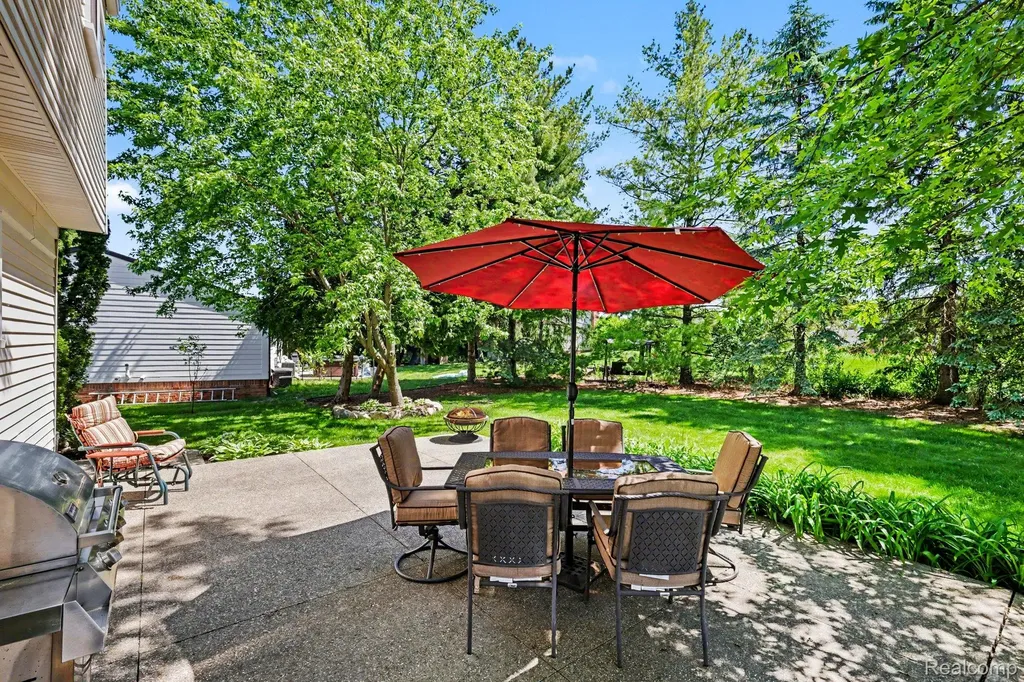 1683 Dancer Drive Rochester Hills City MI 48307
