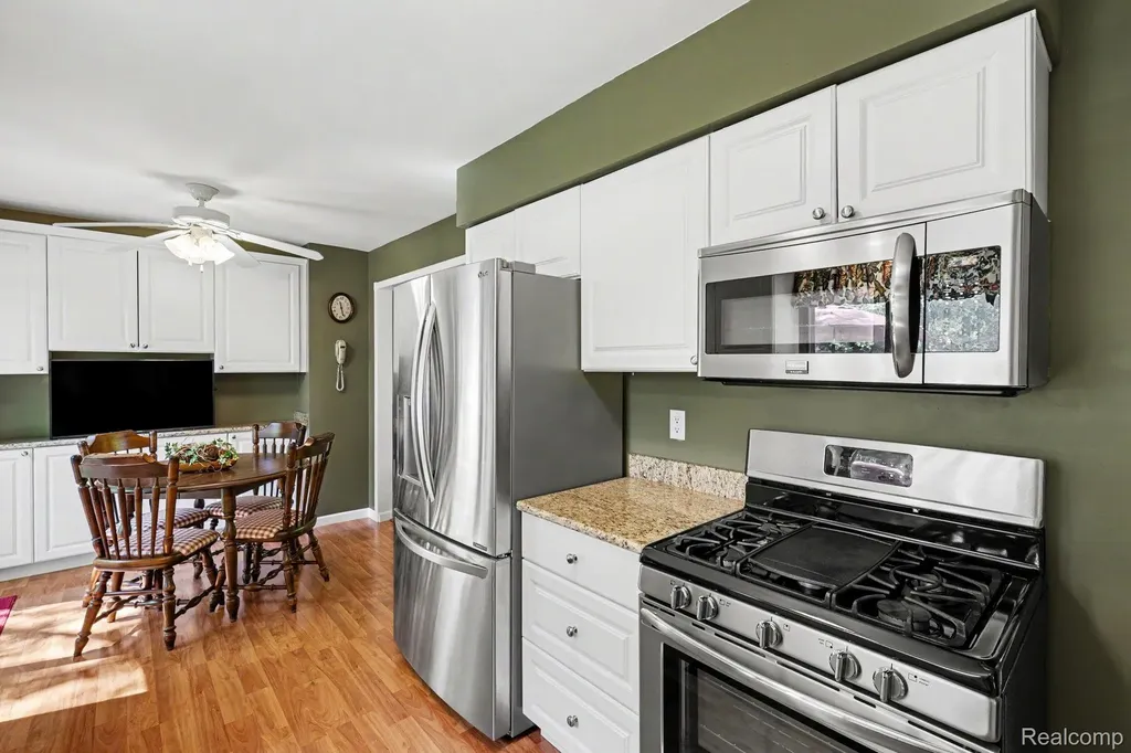 1683 Dancer Drive Rochester Hills City MI 48307