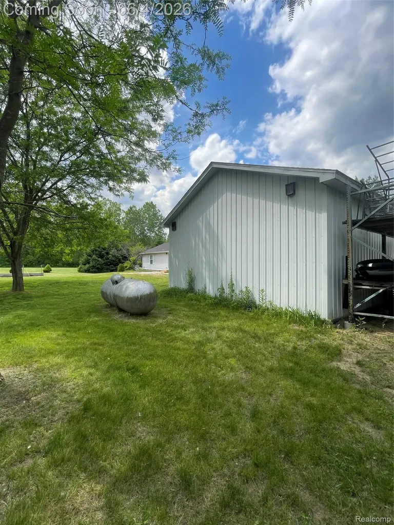 48261 Roy Court Sumpter Township MI 48111
