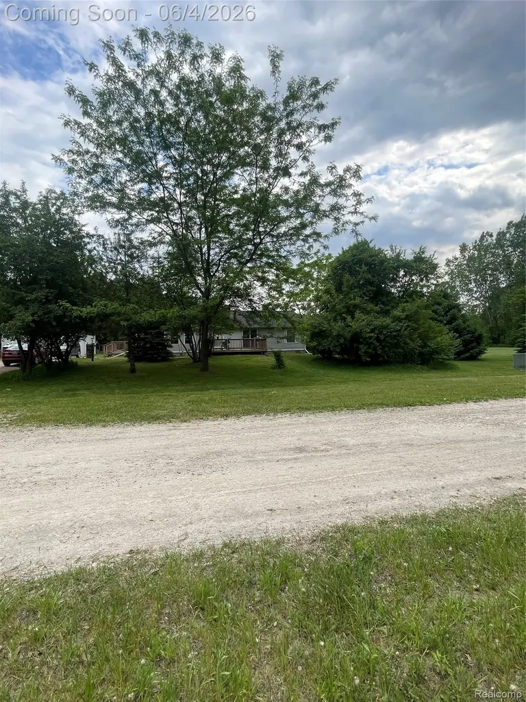 48261 Roy Court Sumpter Township MI 48111